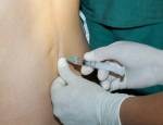 SpinalanÃ¤sthesie Injektionen in Vorbereitung fÃ¼r einen Kaiserschnitt Lizenzfreie Bilder - 20260840
